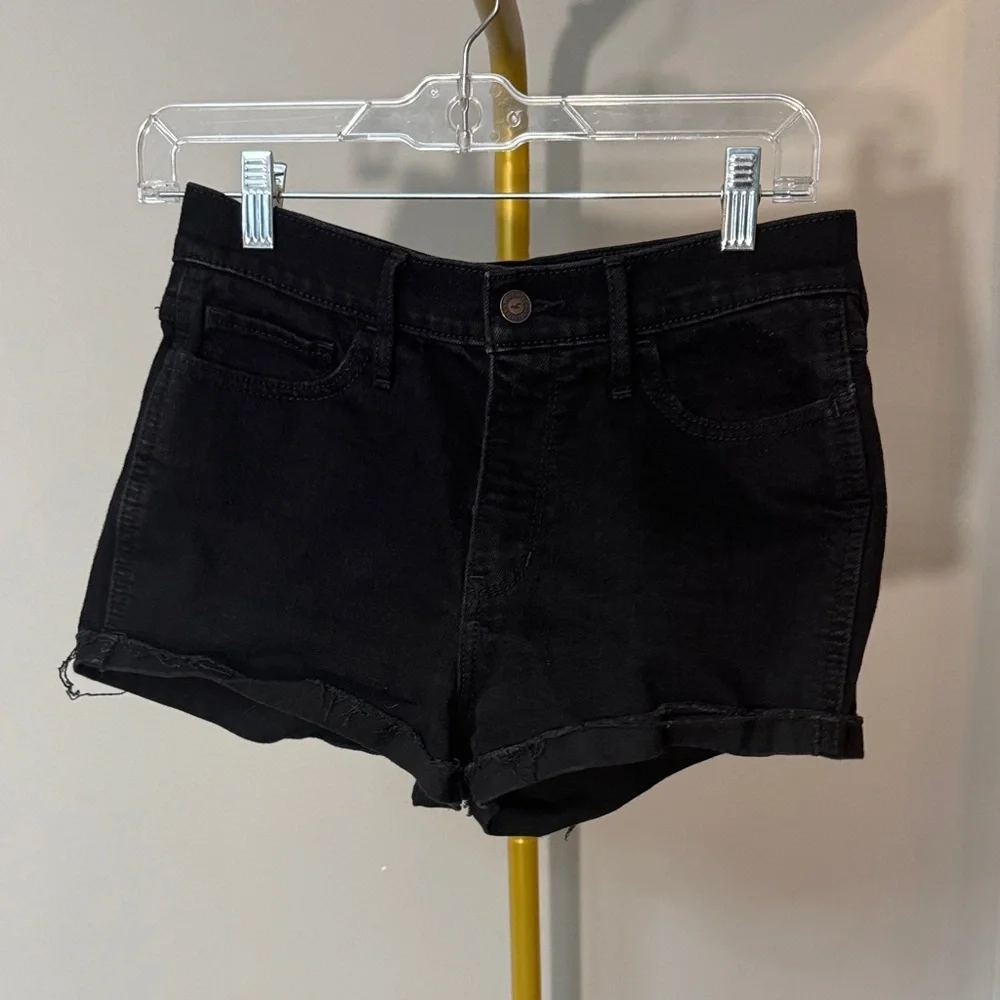 Hollister Black Denim short Jean Shorts EUC 7 / 28